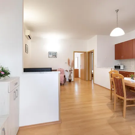 Apartment Meri Punat