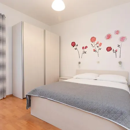 Apartament Meri