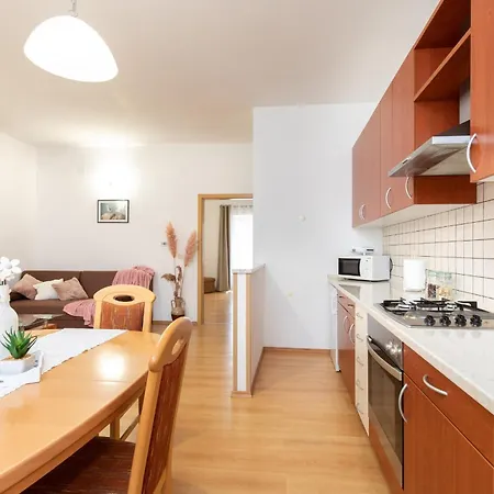 Apartment Meri Punat